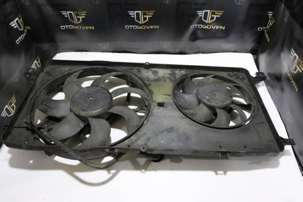 FORD TRANSİT T 350 ÇIKMA PARÇA TRANSİT V363 RADYATÖR DAVLUMBAZI